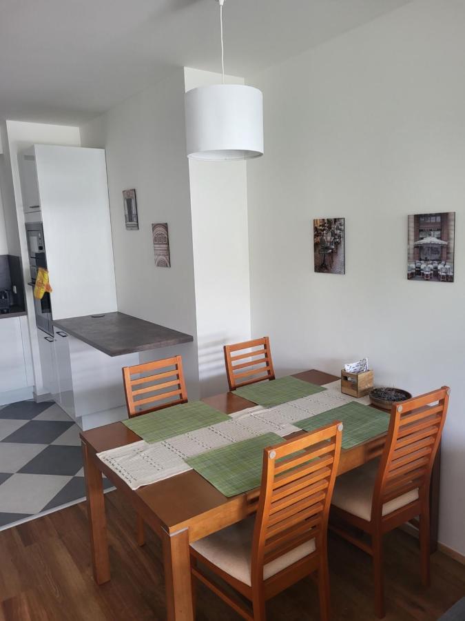 New Apartment In Karlin, Praha 8, Close To Center ภายนอก รูปภาพ