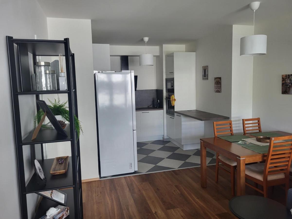 New Apartment In Karlin, Praha 8, Close To Center ภายนอก รูปภาพ
