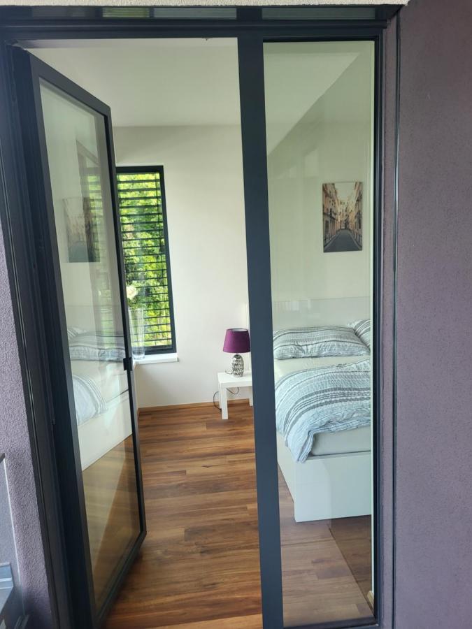 New Apartment In Karlin, Praha 8, Close To Center ภายนอก รูปภาพ