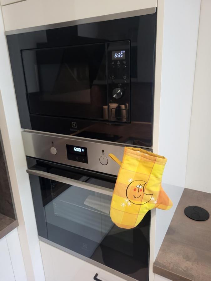 New Apartment In Karlin, Praha 8, Close To Center ภายนอก รูปภาพ