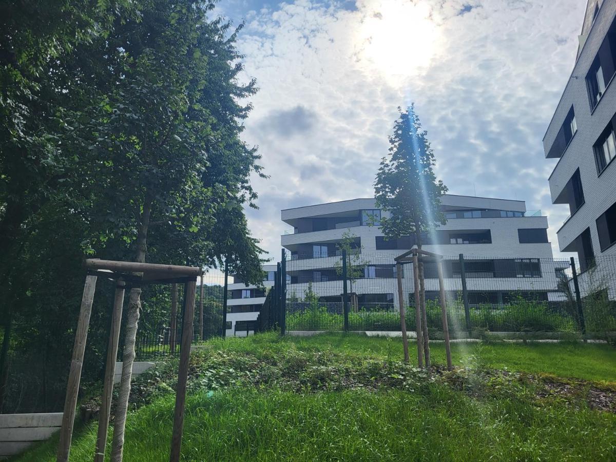 New Apartment In Karlin, Praha 8, Close To Center ภายนอก รูปภาพ